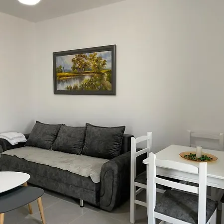 Asl House Apartment